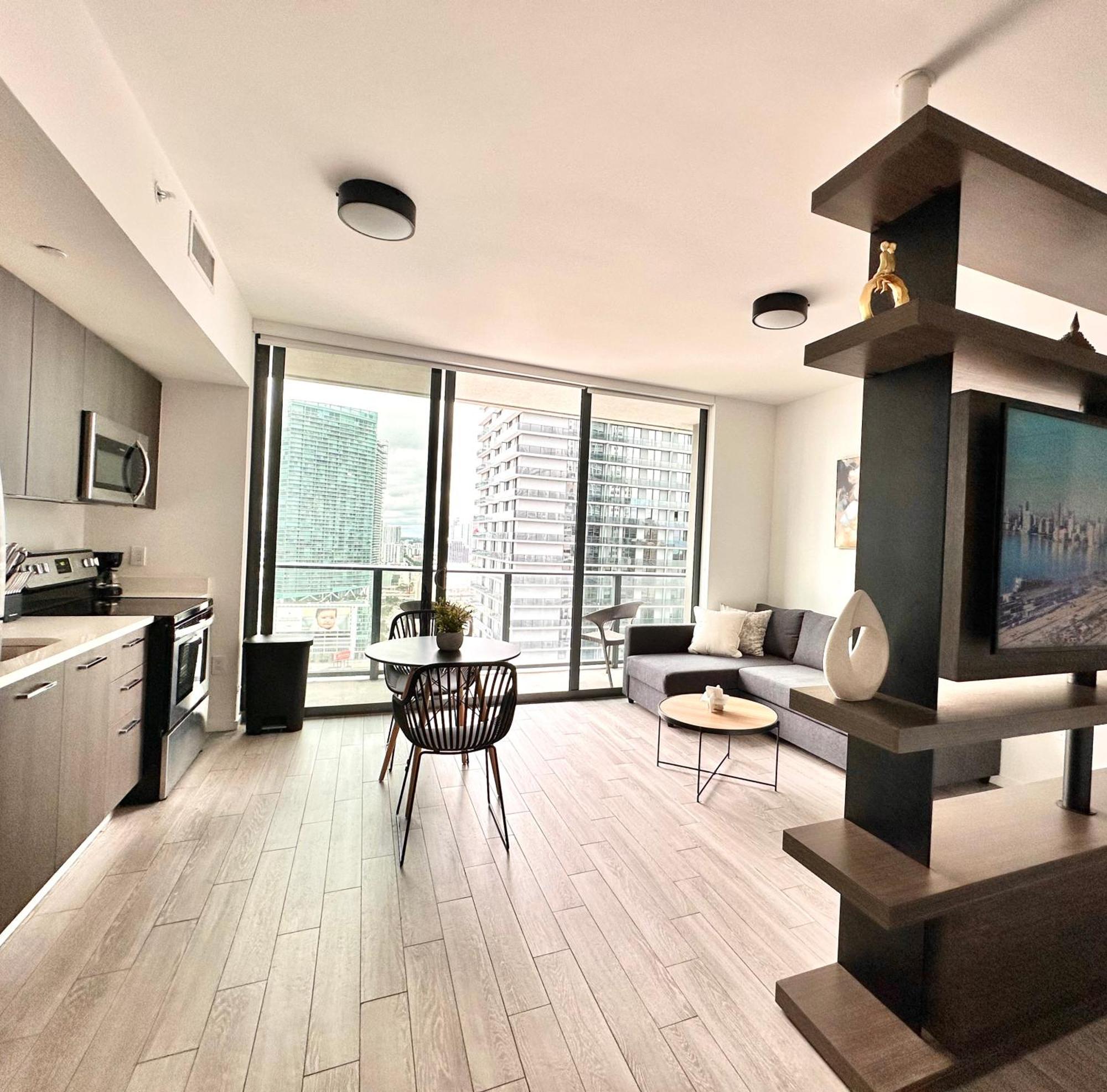 Luxury Loft - Free Parking - Ocean View - Brickell Downtown Apartment Miami Room photo